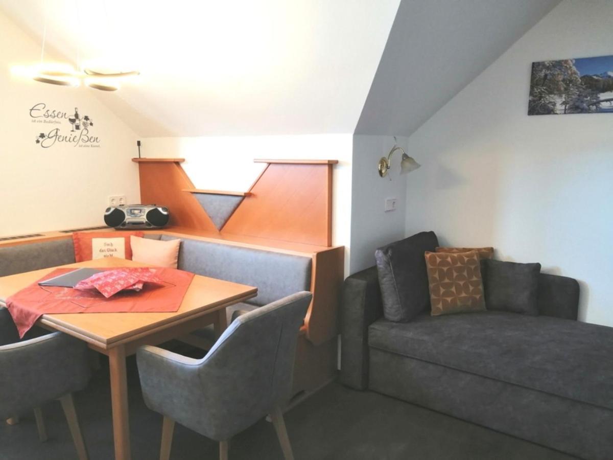 Gaestehaus Essl Mariapfarr Luaran gambar