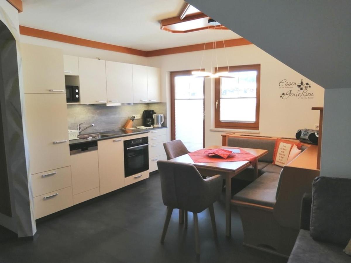 Gaestehaus Essl Mariapfarr Luaran gambar