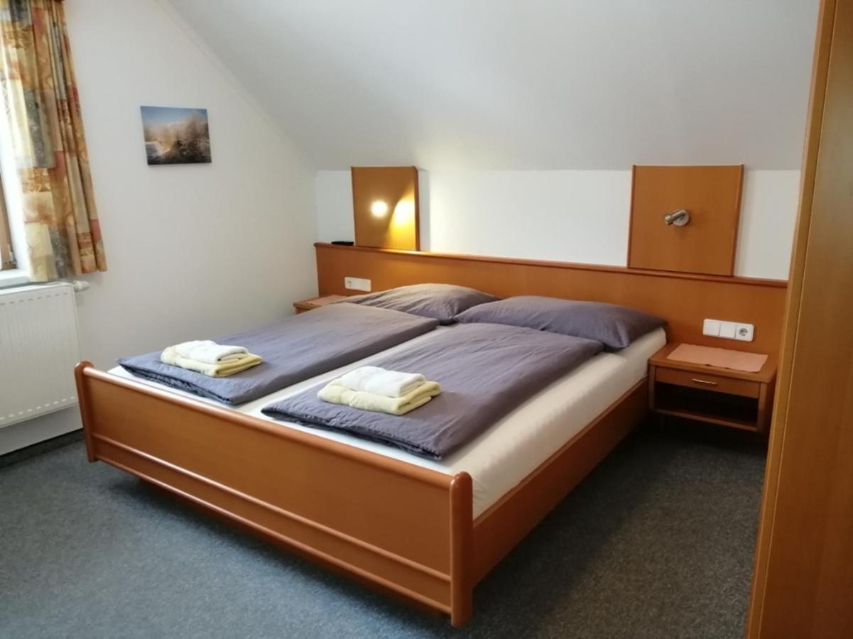Gaestehaus Essl Mariapfarr Luaran gambar