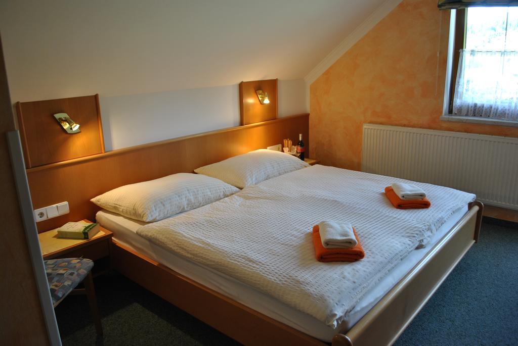 Gaestehaus Essl Mariapfarr Luaran gambar