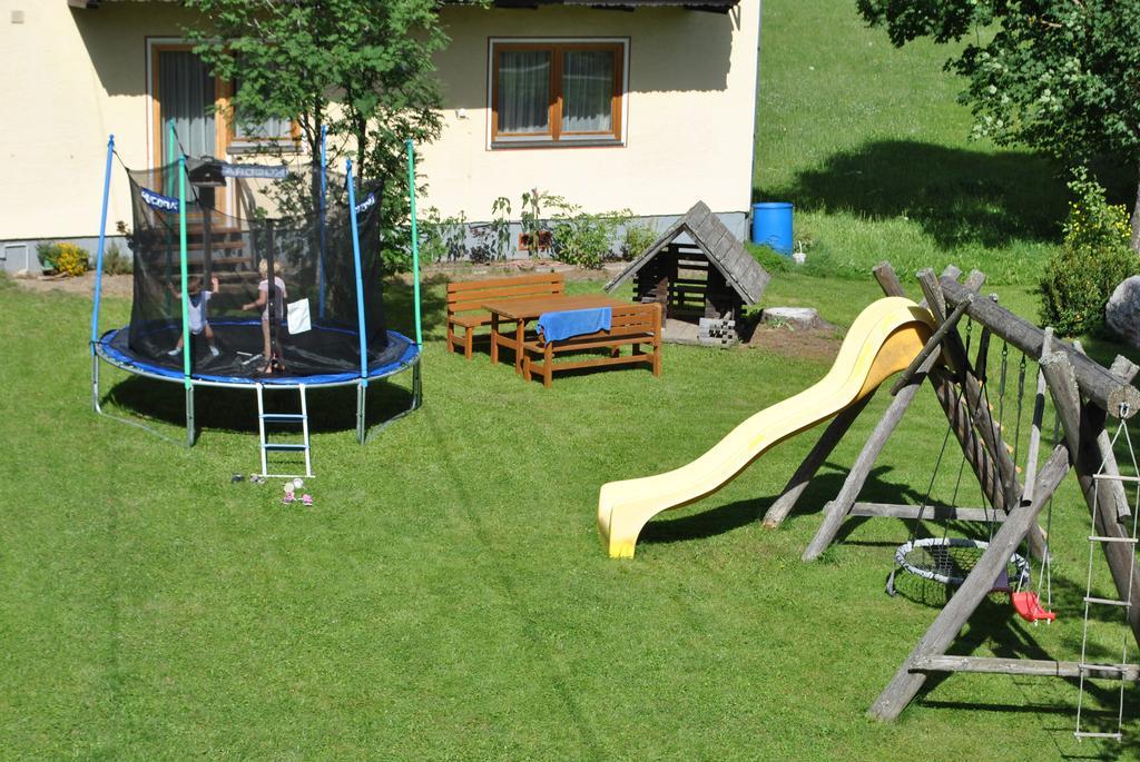 Gaestehaus Essl Mariapfarr Luaran gambar